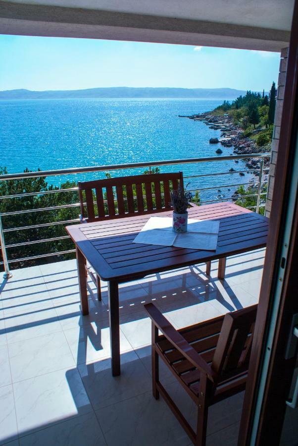 Apartmani Ribarica**** Карлобаг Екстериор снимка